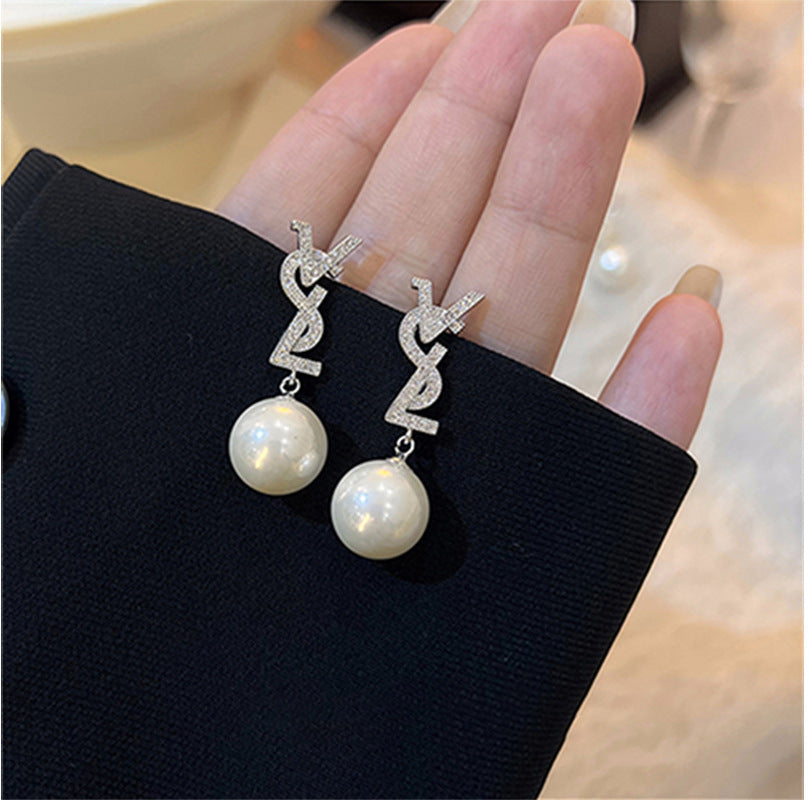 Delicate Artisan Pearl Earring