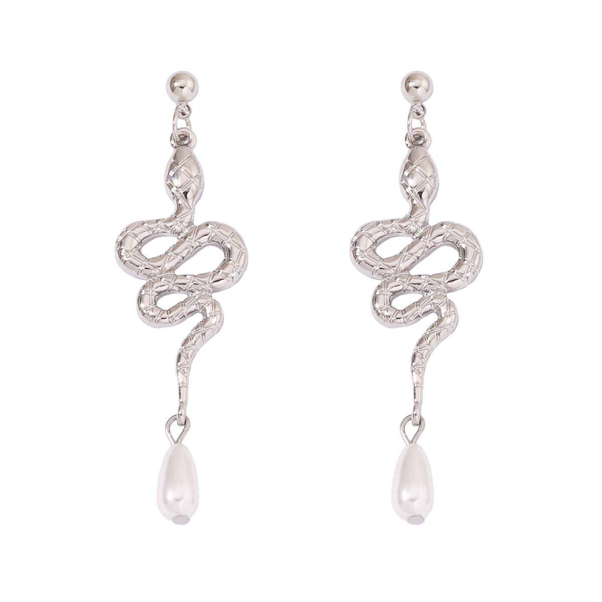 Charming Pearl Earring for Any Occasion