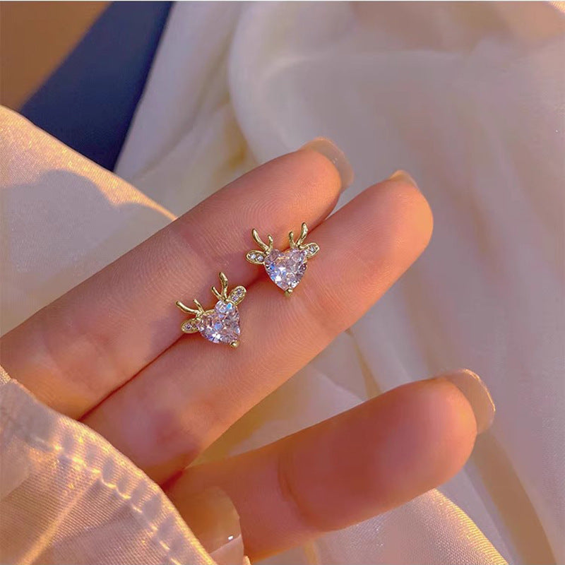 Romantic Earring for Special Moments