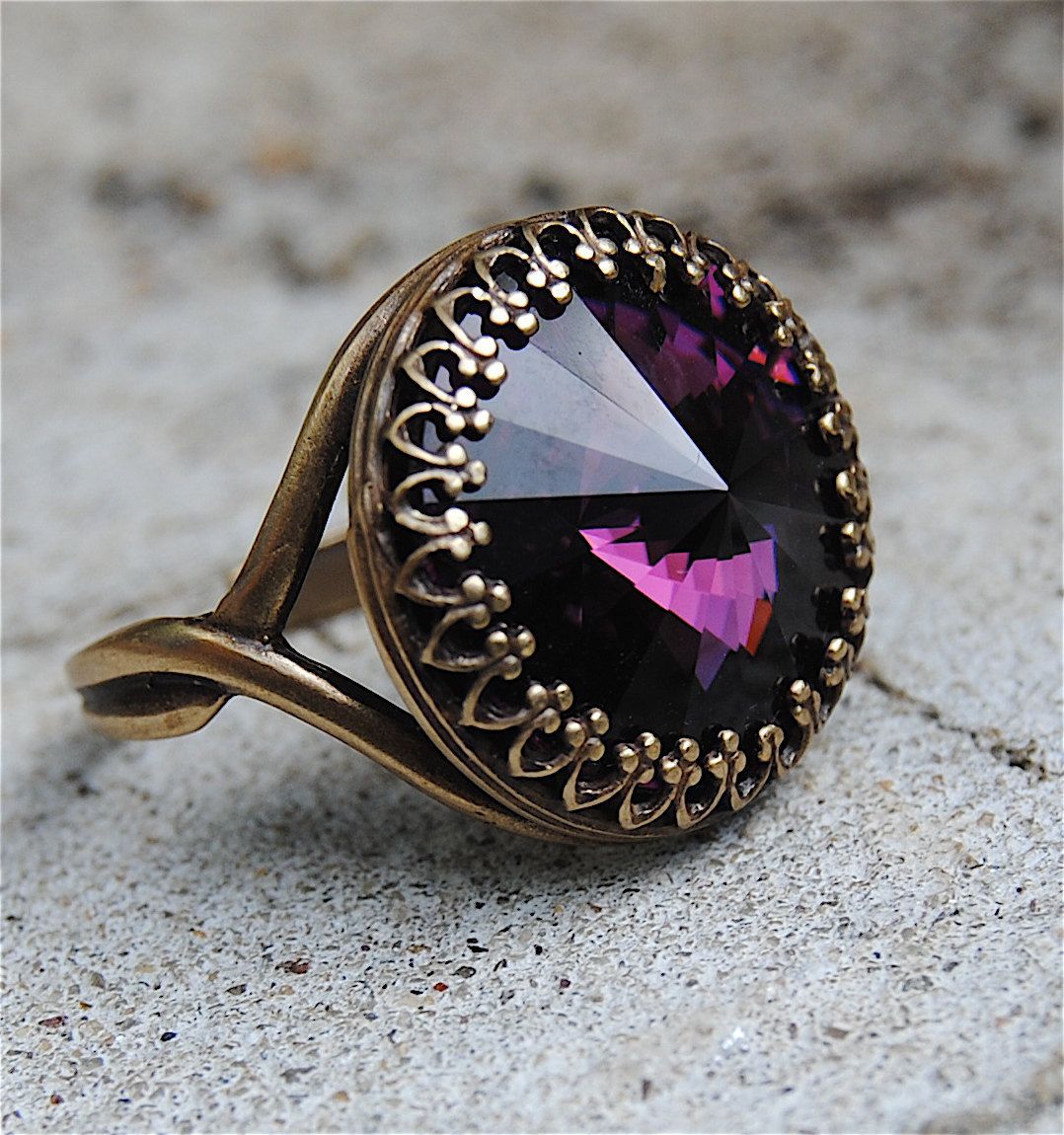 Elegant Gold Ring for Every Occasion