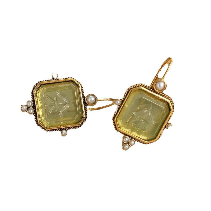 Elegant Earring for Every Occasion