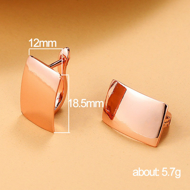 Stunning Gold Earring for Daily Wear