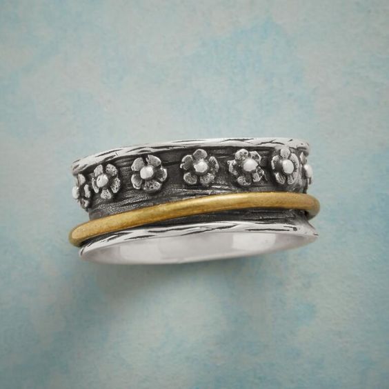 Classic Ring with Timeless Appeal