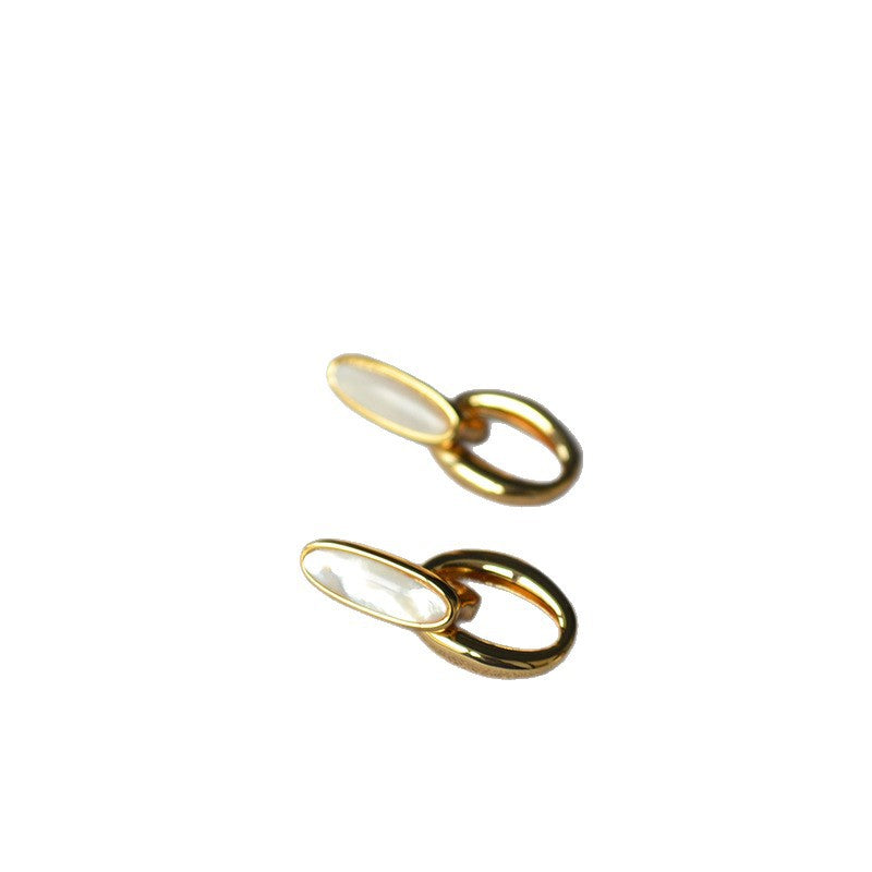 Charming Pearl Earring for Any Occasion
