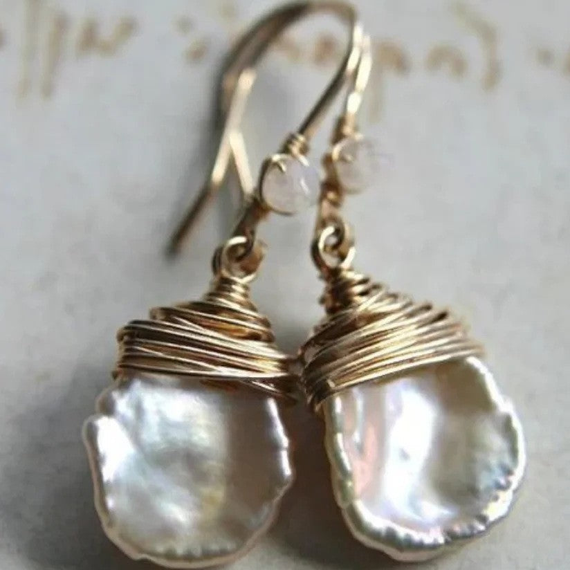 Charming Pearl Earring for Any Occasion