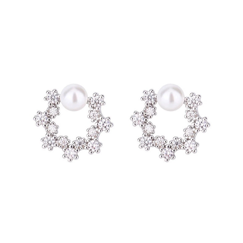 Stunning Pearl Earring for Daily Wear