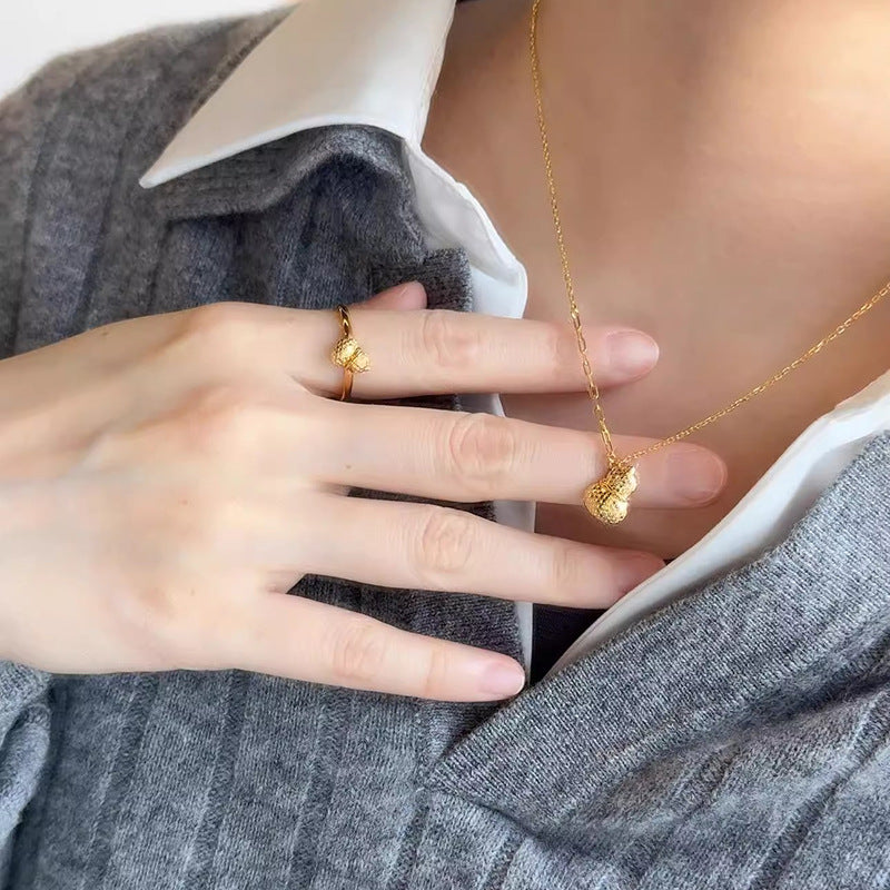 Stunning Gold Ring for Daily Wear