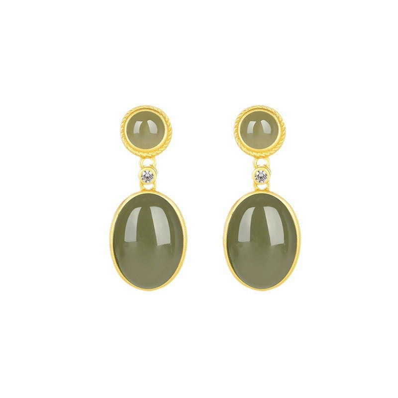 Romantic Silver Earring for Special Moments