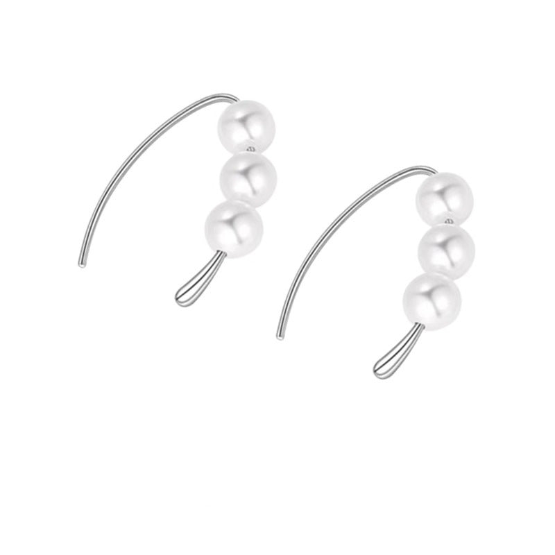 Classic Pearl Earring with Timeless Appeal