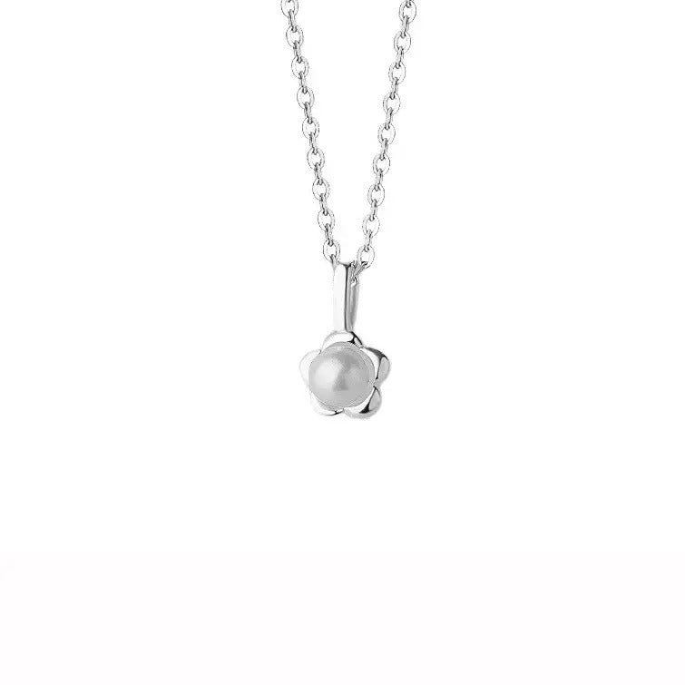 Stunning Pearl Necklace for Daily Wear