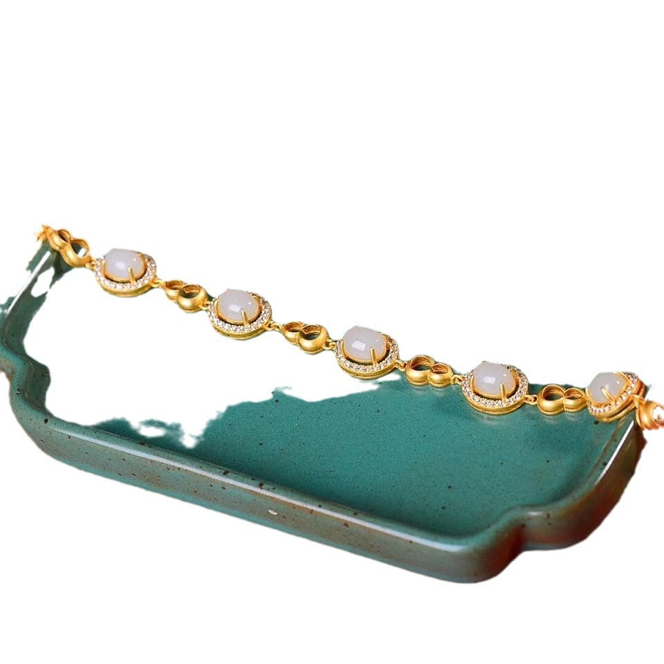 Charming Silver Bracelet for Any Occasion