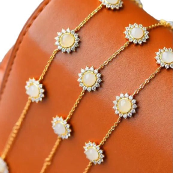 Romantic Gold Bracelet for Special Moments