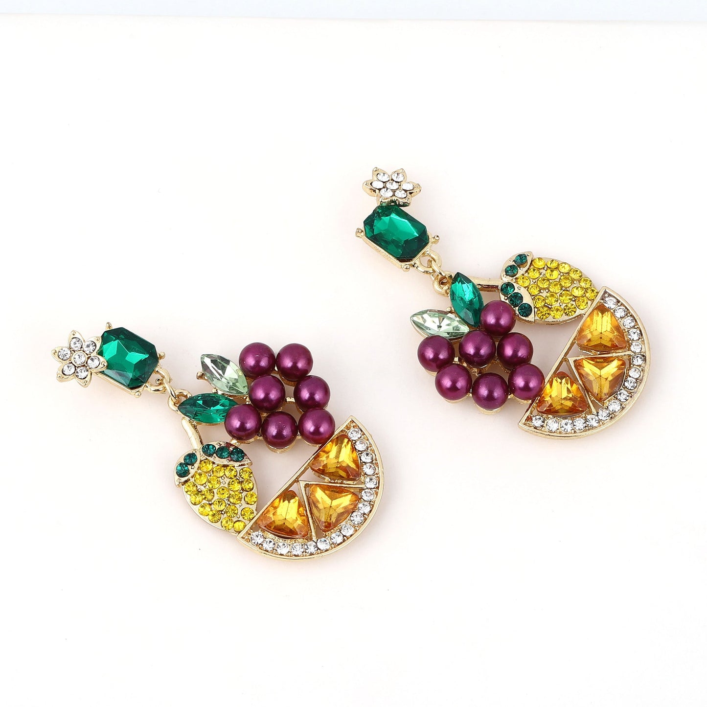 Classic Pearl Earring with Timeless Appeal