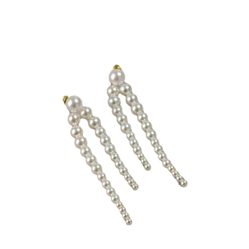 Beautiful Pearl Earring with Unique Style