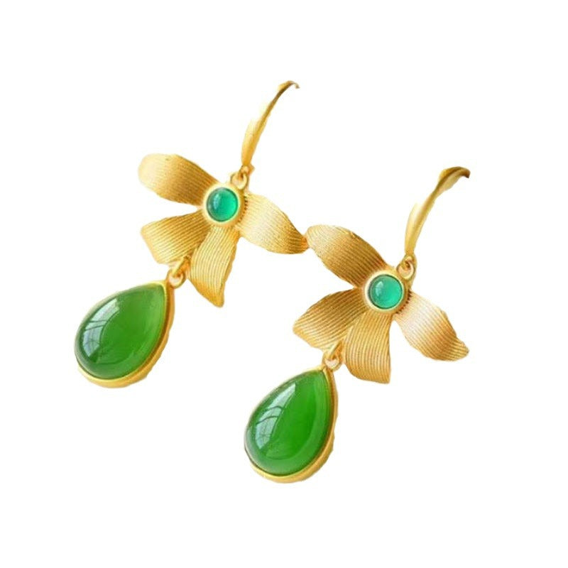 Beautiful Gold Earring with Unique Style