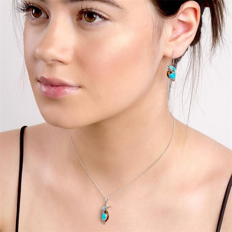 Romantic Silver Necklace for Special Moments