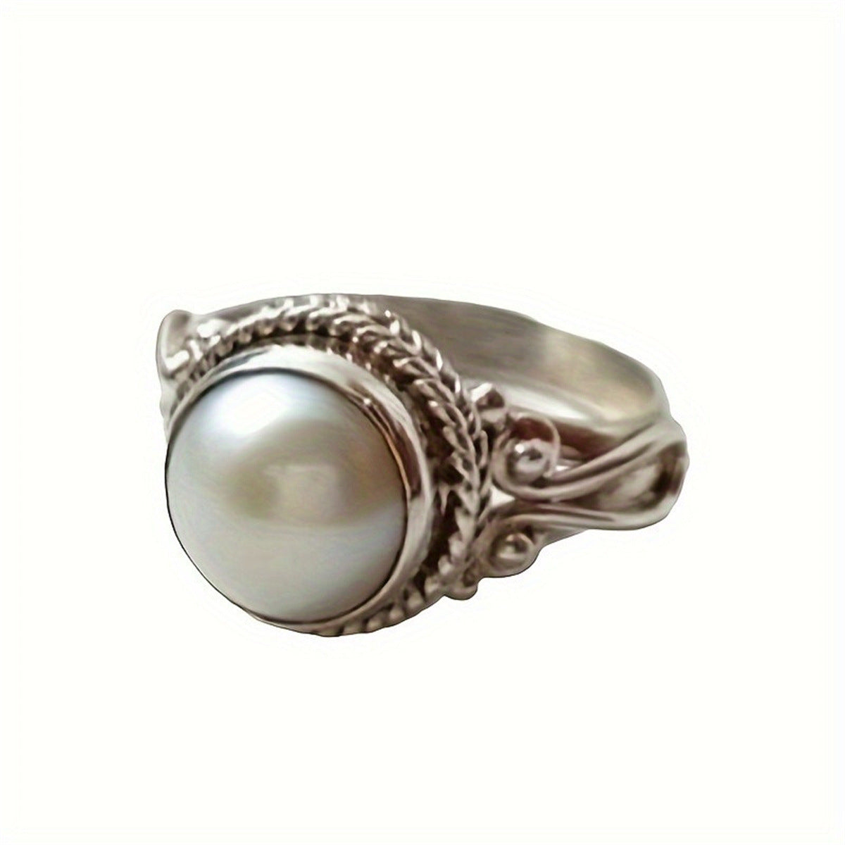 Stunning Silver Ring for Daily Wear