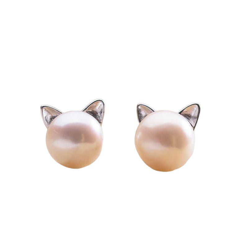 Delicate Artisan Pearl Necklace