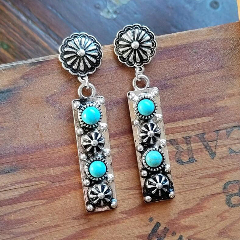 Stunning Silver Earring for Daily Wear