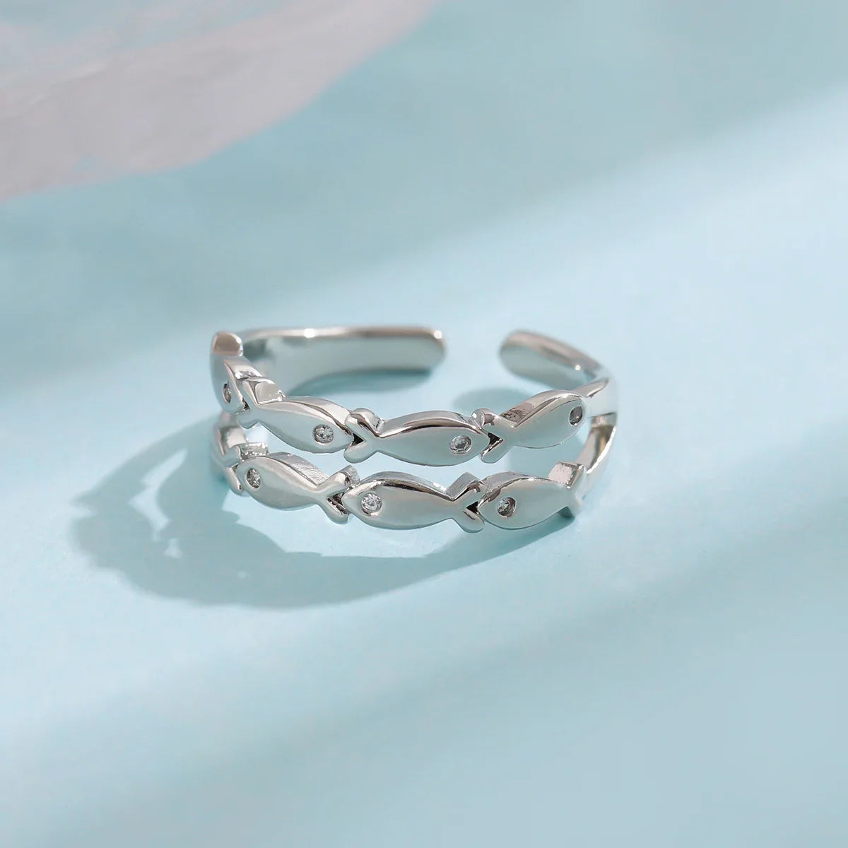 Classic Silver Ring with Timeless Appeal