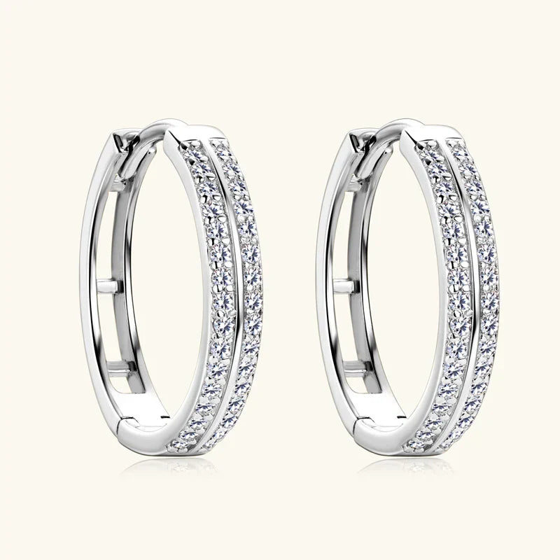 Charming Gold Earring for Any Occasion