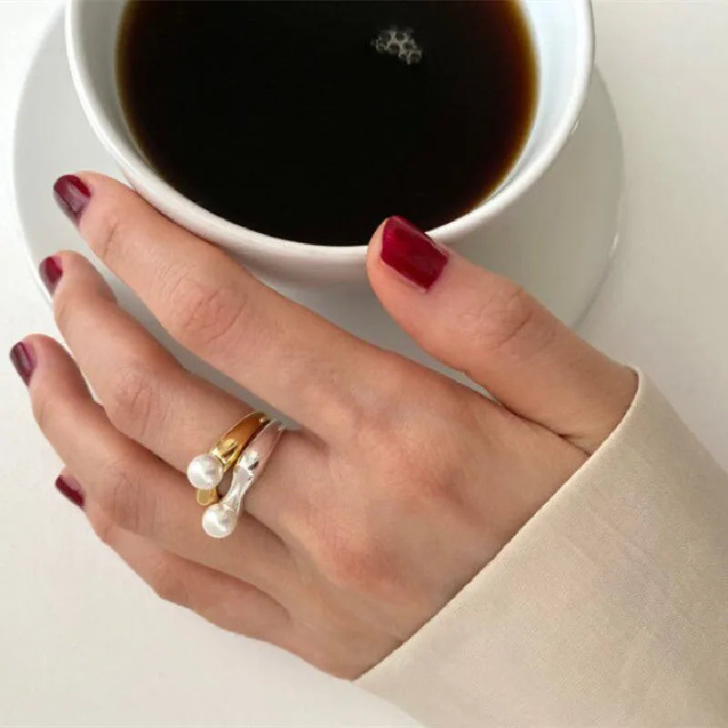 Classic Silver Ring with Timeless Appeal