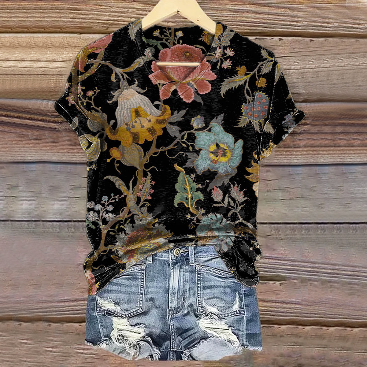 Women's Vintage Ethnic Floral Art Print V-neck Casual T-Shirt