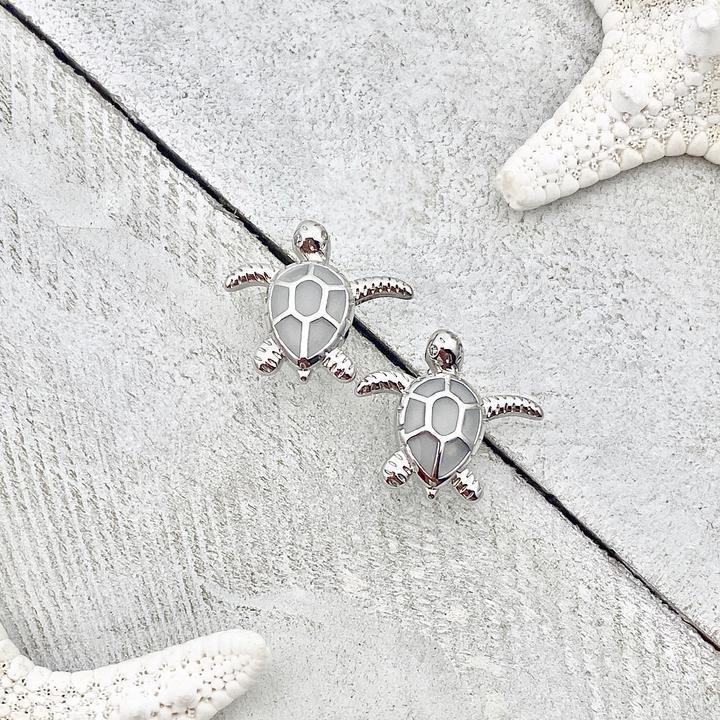 Romantic Silver Earring for Special Moments