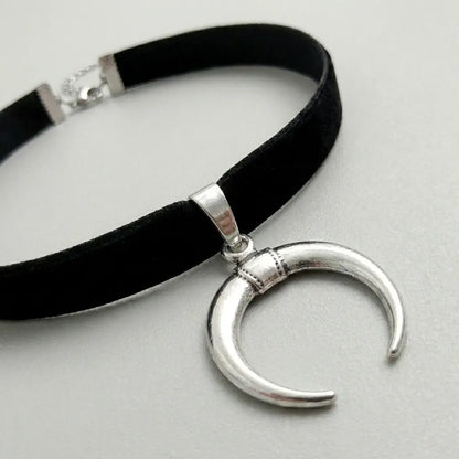 Dark Moon Horn Choker Necklace