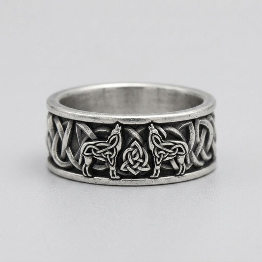 Knotwork Wolf Band Ring