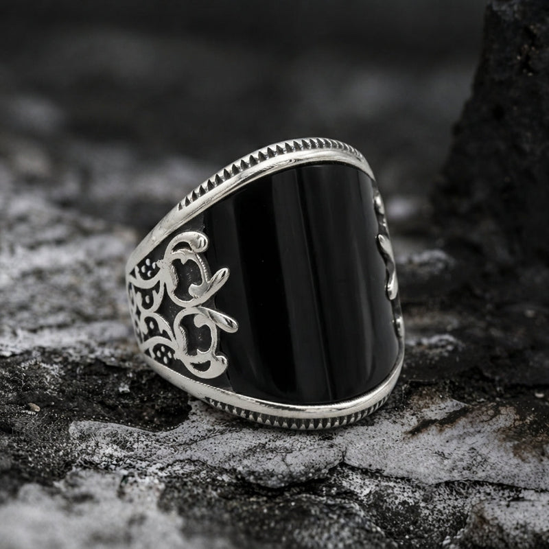 Midnight Dynasty Ring