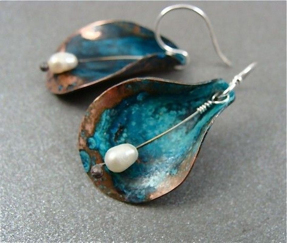 Beautiful Pearl Earring with Unique Style