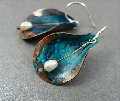 Beautiful Pearl Earring with Unique Style