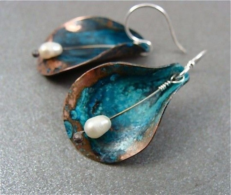 Beautiful Pearl Earring with Unique Style