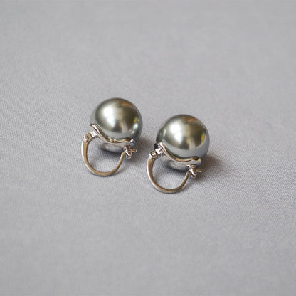 Delicate Artisan Pearl Earring