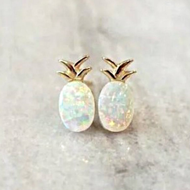 Beautiful Gold Earring with Unique Style