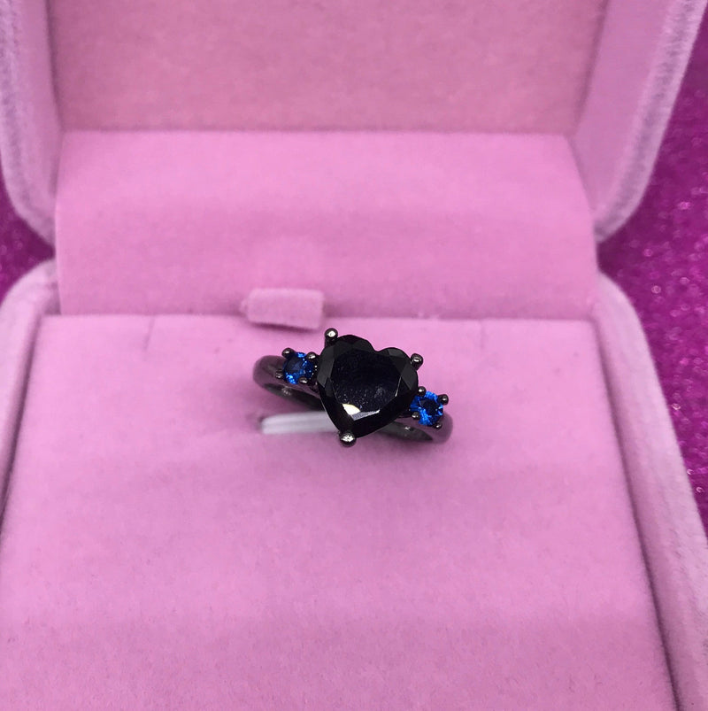 Beautiful Gold Ring with Unique Style