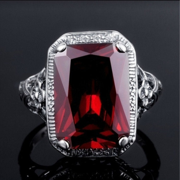 Beautiful Ring with Unique Style
