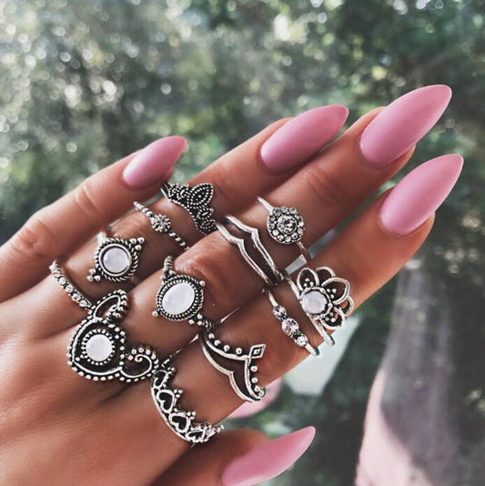 Classic Set with Timeless Appeal
