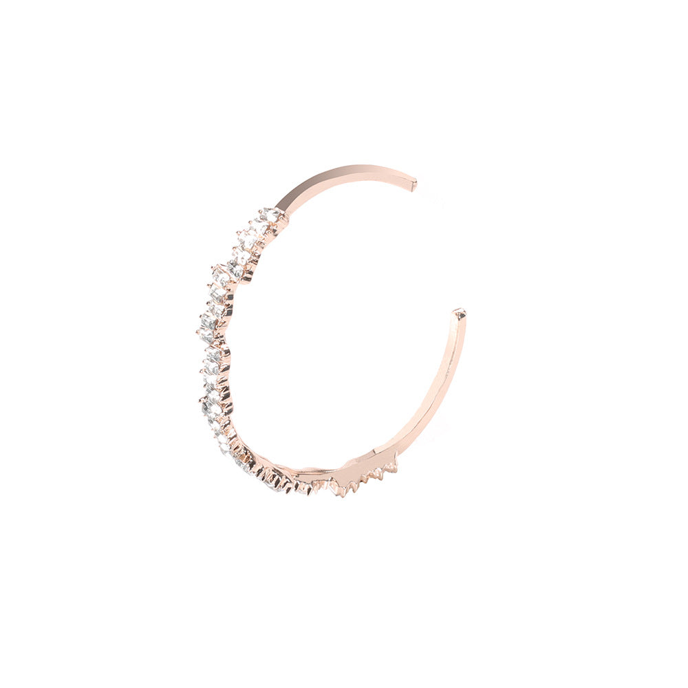 Charming Gold Bracelet for Any Occasion