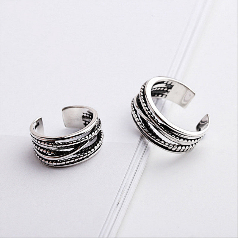Classic Silver Ring with Timeless Appeal
