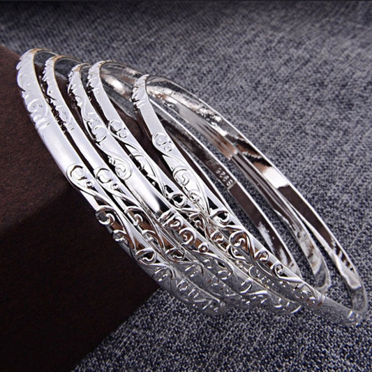 Beautiful Gold Bracelet with Unique Style