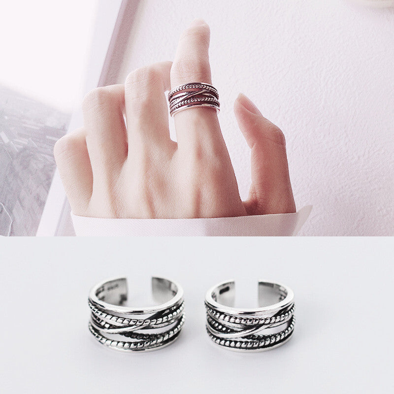 Classic Silver Ring with Timeless Appeal