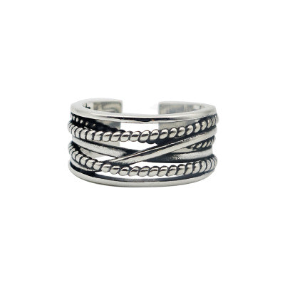 Classic Silver Ring with Timeless Appeal