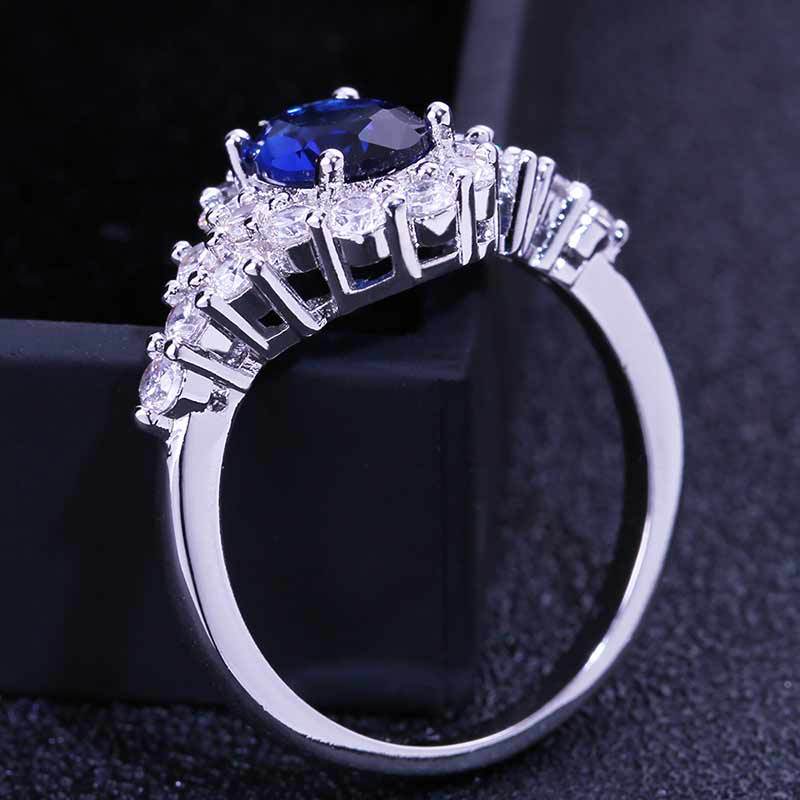 Beautiful Gold Ring with Unique Style