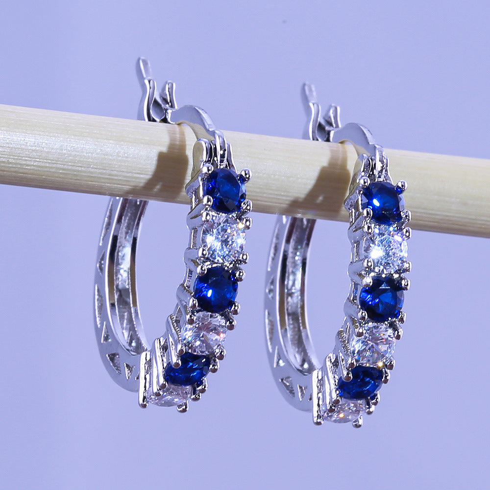 Charming Earring for Any Occasion