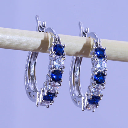 Charming Earring for Any Occasion