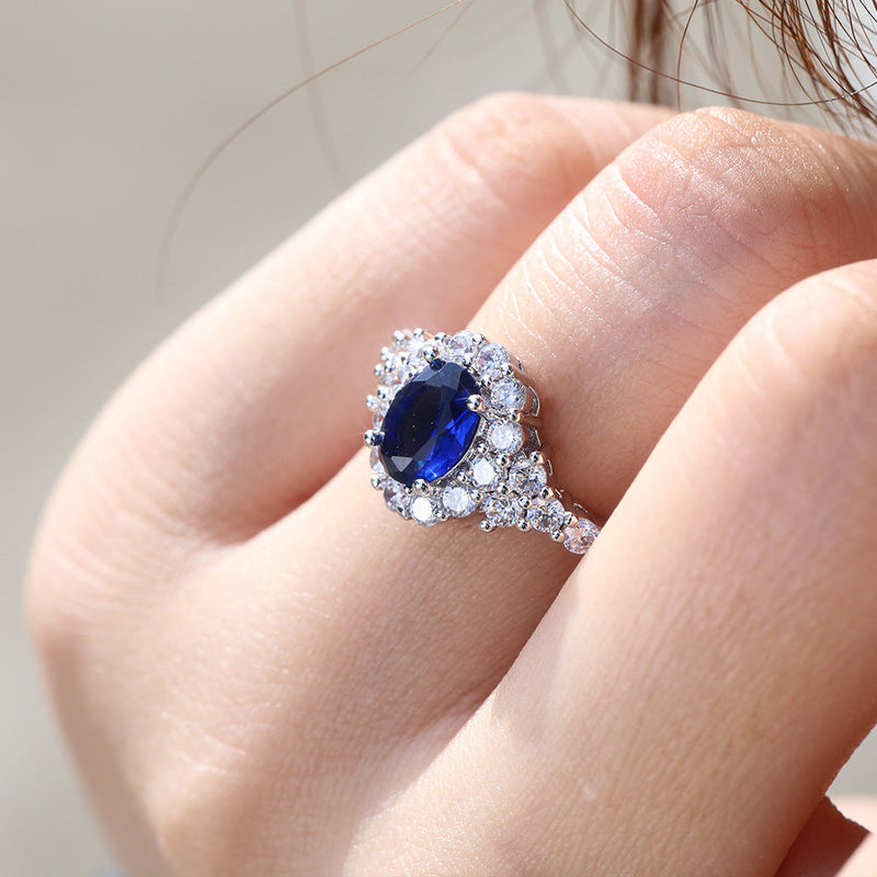 Beautiful Gold Ring with Unique Style