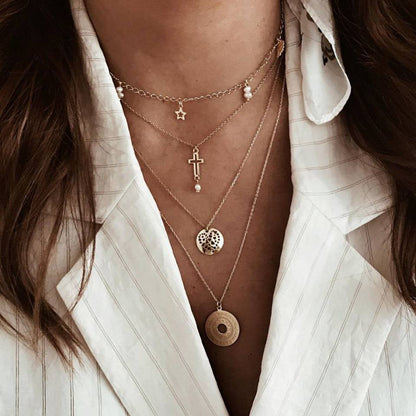 Classic Pearl Necklace with Timeless Appeal