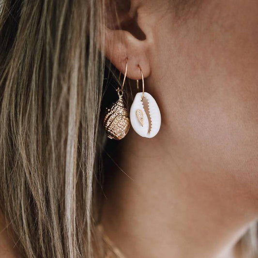 Charming Gold Set for Any Occasion